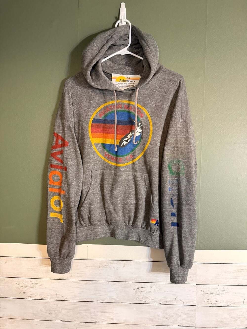 Aviator Nation Venice CA Rainbow Logo Relaxed Pullover Hoodie Heather Grey XS